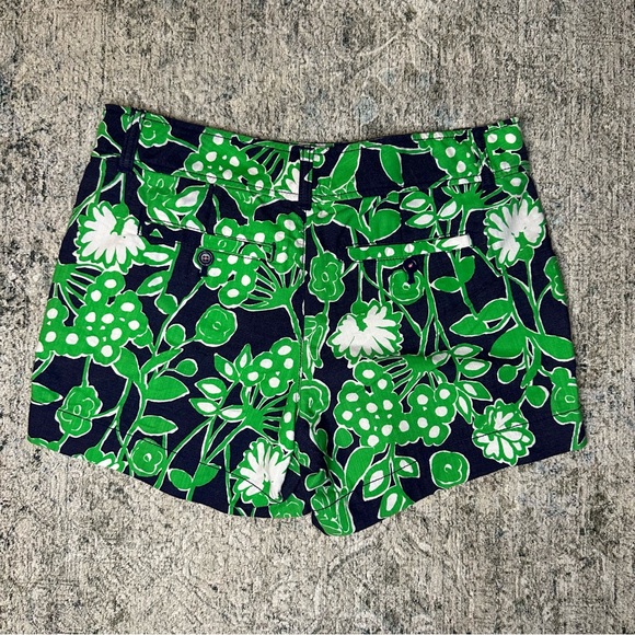 Lilly Pulitzer Size 4 Shorts - Picture 4 of 4